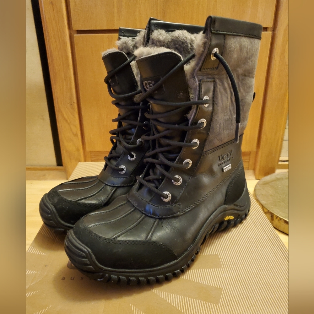 Women Ugg W Adirondack boot II 1906